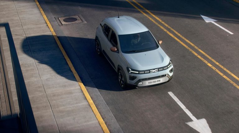 Top 6 seguros a todo riesgo para coches eléctricos urbanos de hasta 35.000 € con asistencia específica por descarga de batería Top 6 seguros a todo riesgo para coches eléctricos urbanos de hasta 35.000 € con asistencia específica por des